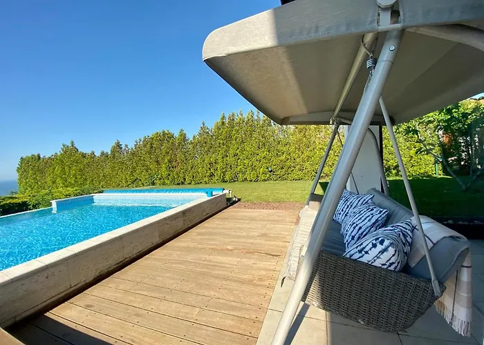 Private Seaview In Blacksearama - 1st Line *