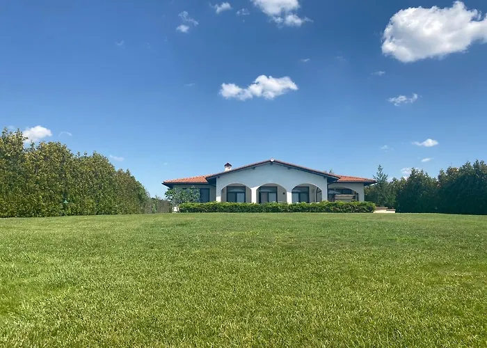 Private Seaview In Blacksearama - 1st Line *