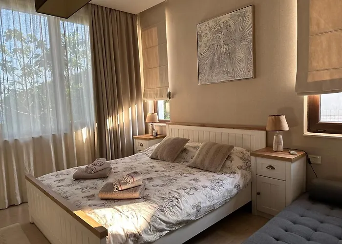 Private Seaview In Blacksearama - 1st Line